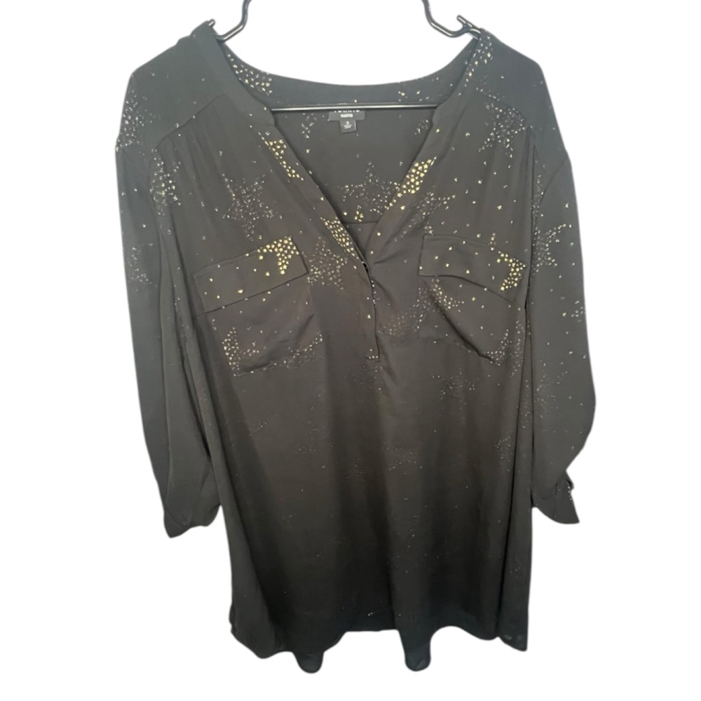 Torrid Harper Black Short Sleeve Blouse With Scattered Gold Stars
